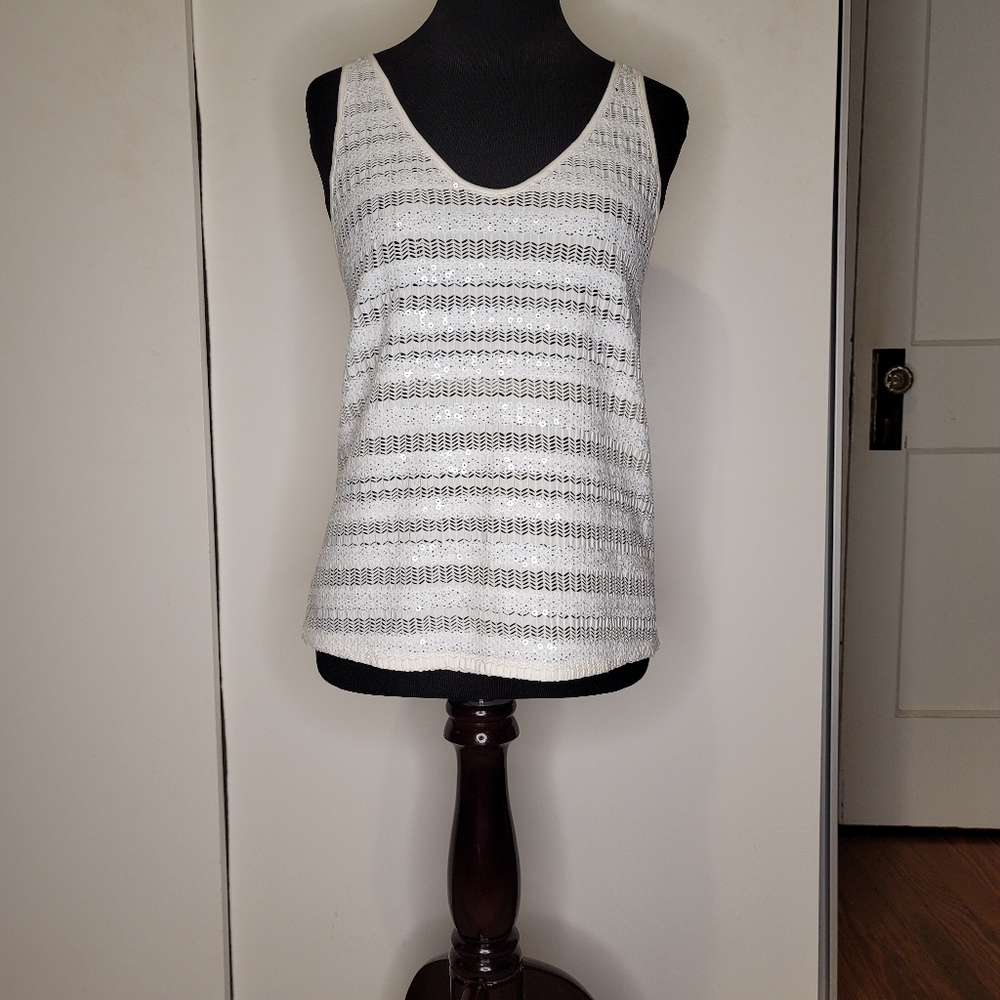 Sequin tank